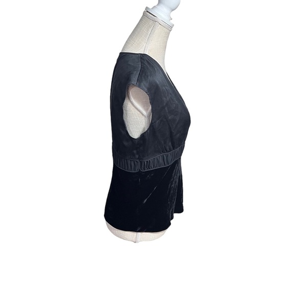 Talbots Womens Black Silk & Rayon Faux Wrap Sleeveless V-Neck Blouse Size 10 Lux - Picture 8 of 14